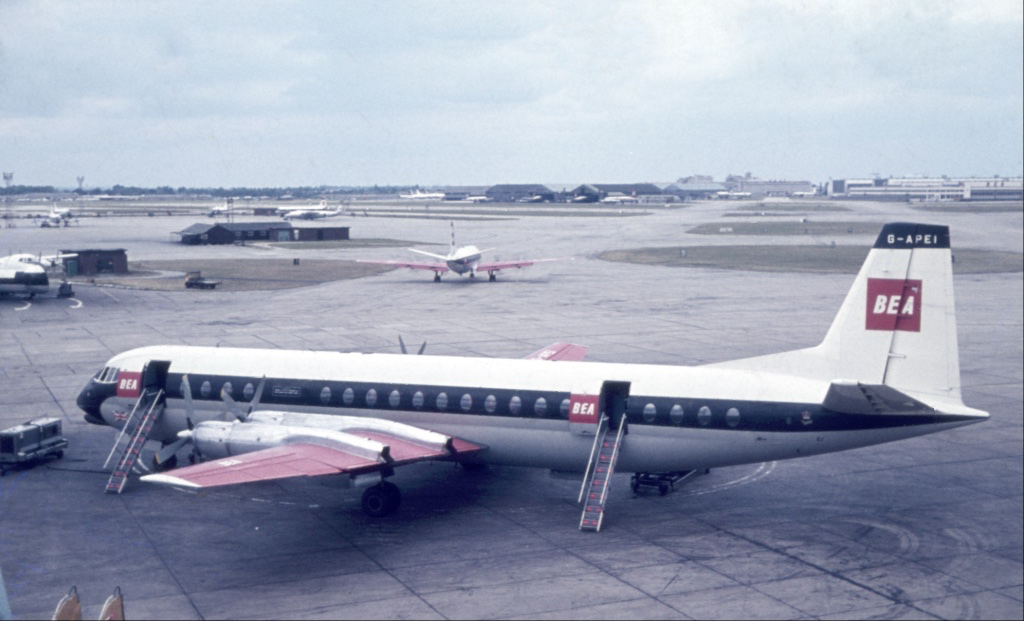 Heathrow in the 1960s - a Vickers Vanguard