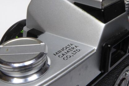Minolta SRT 101 - Rokkor 55mm f1.7 Top Cover Detail