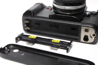 Nikon F-301 - Battery Compartment