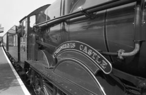 SAMPLE Olympus OM1 Olympia 28mm FP4 Pendennis Castle