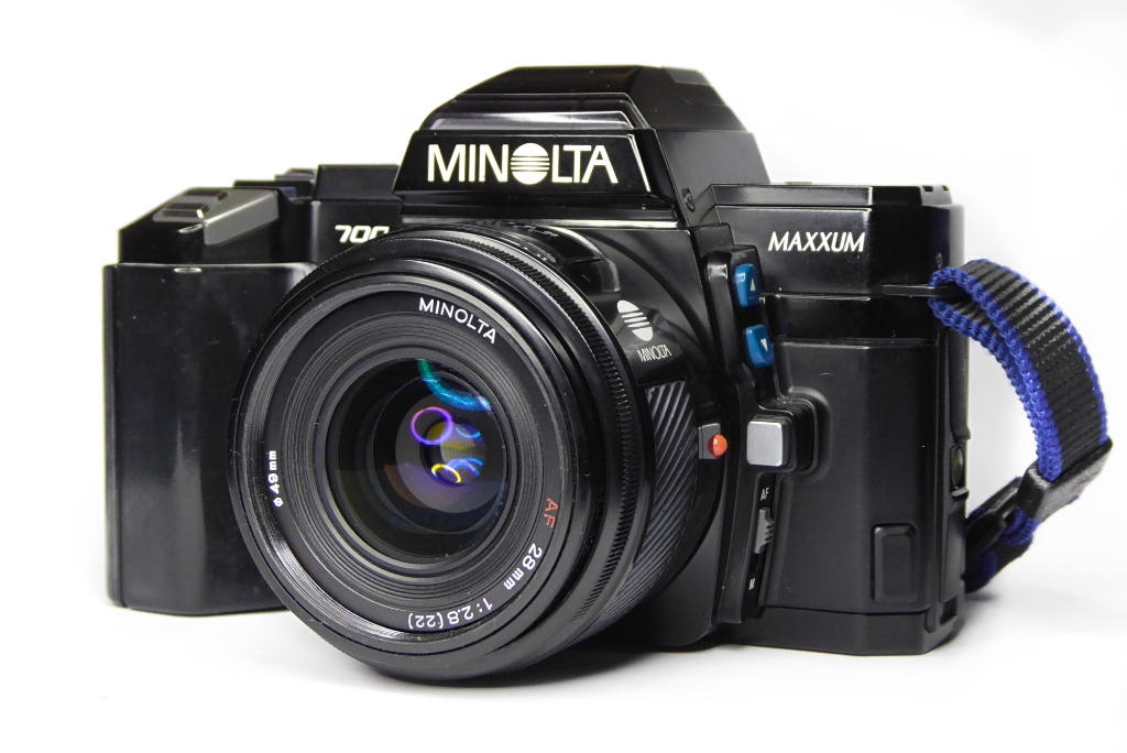 Minolta 7000 35mm SLR