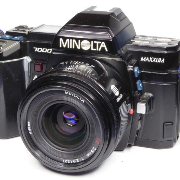 Minolta Dynaxx 700 Review